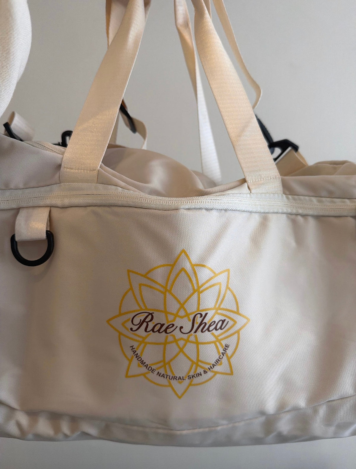Rae Shea holdalls