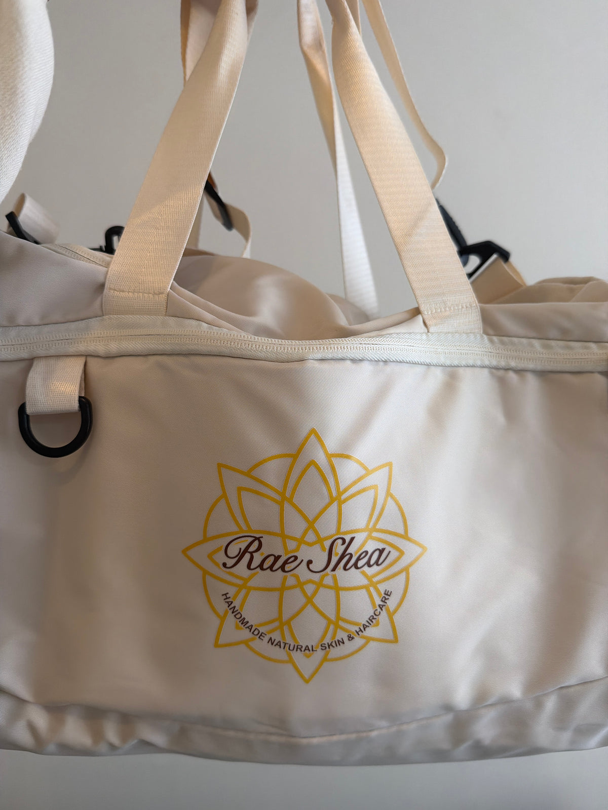 Rae Shea holdalls