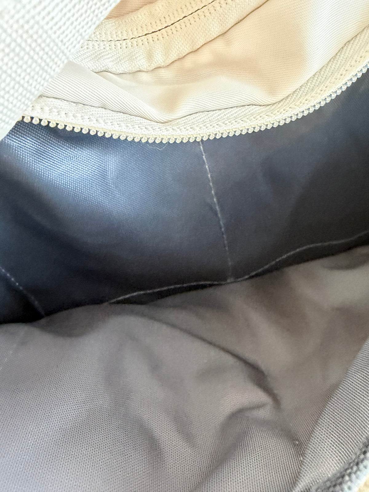 Rae Shea holdalls